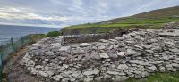 PICTURES/Dingle Peninsula - Fahen Beehive Huts & Dun Beag Fort/t_20250924_143846.jpg
